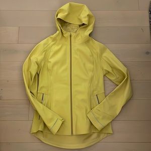 Rare! Lululemon Cross Chill Size 10